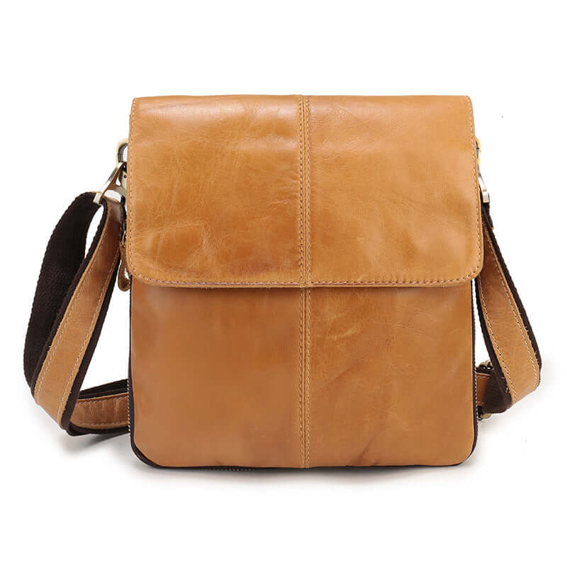 Men's casual shoulder bag made of first layer cowhide leather, featuring a stylish design and practical functionality.